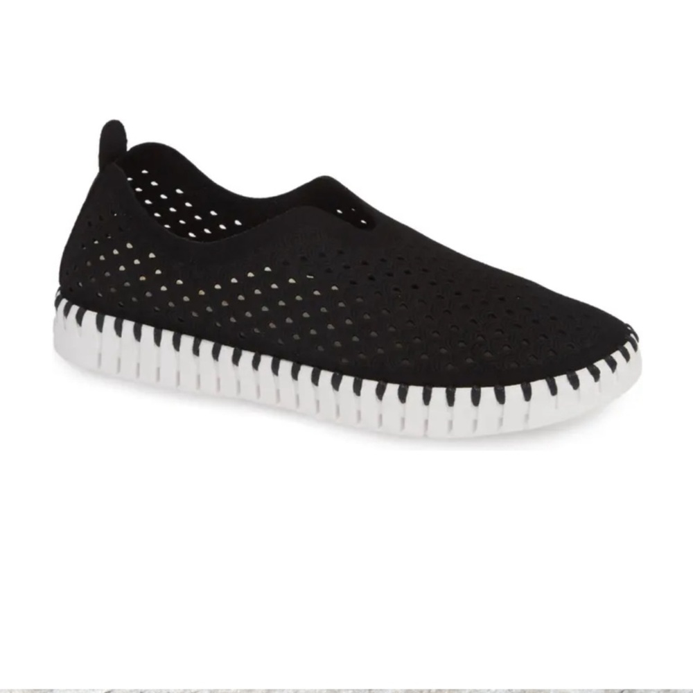 Ilse Jacobsen Tulip black perforated slip-on shoes size 37